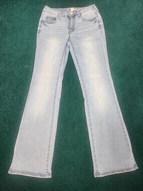 SO Light Blue Low Rise Boot Cut Jeans, Size 5 Like New